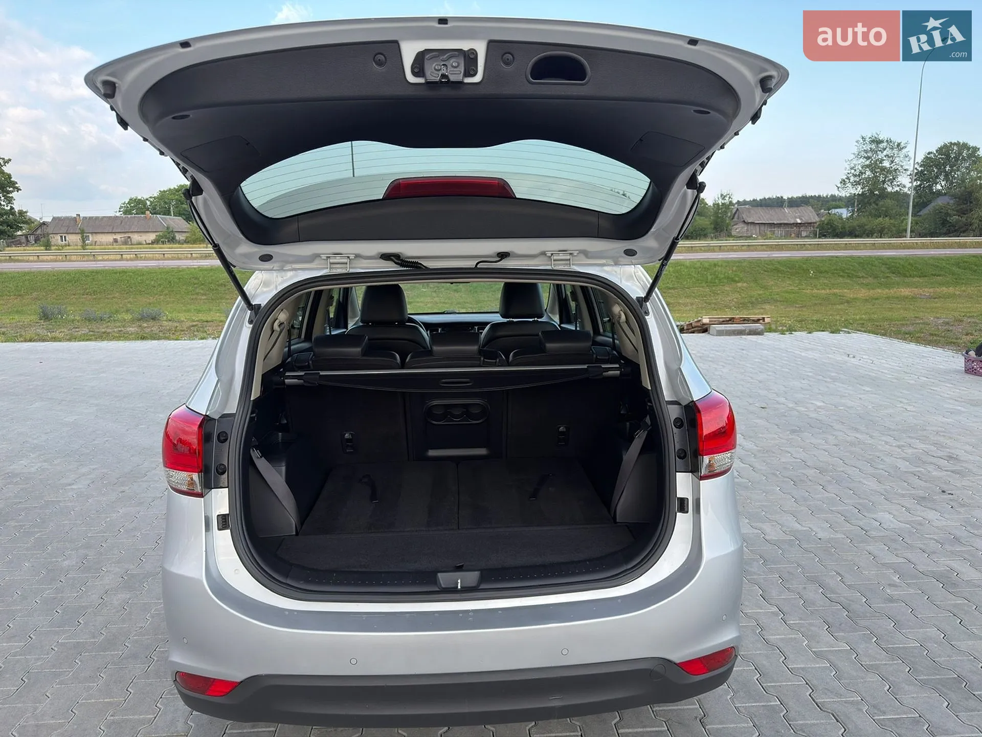 2015 Kia Carens - мініатюра 34