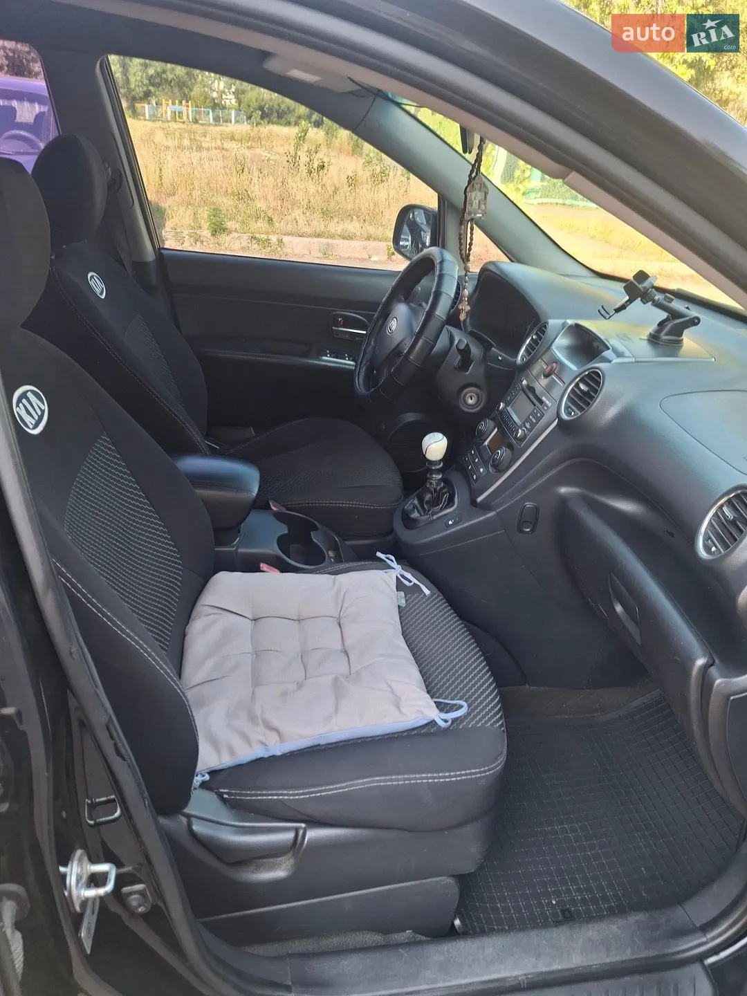 2010 Kia Carens - мініатюра 8