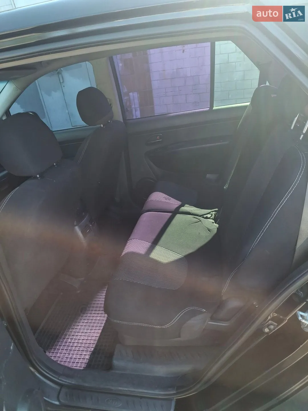 2010 Kia Carens - мініатюра 6