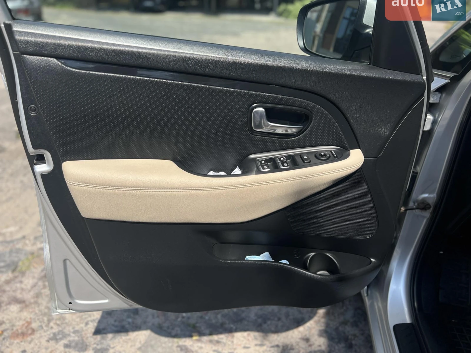 2013 Kia Carens - мініатюра 9