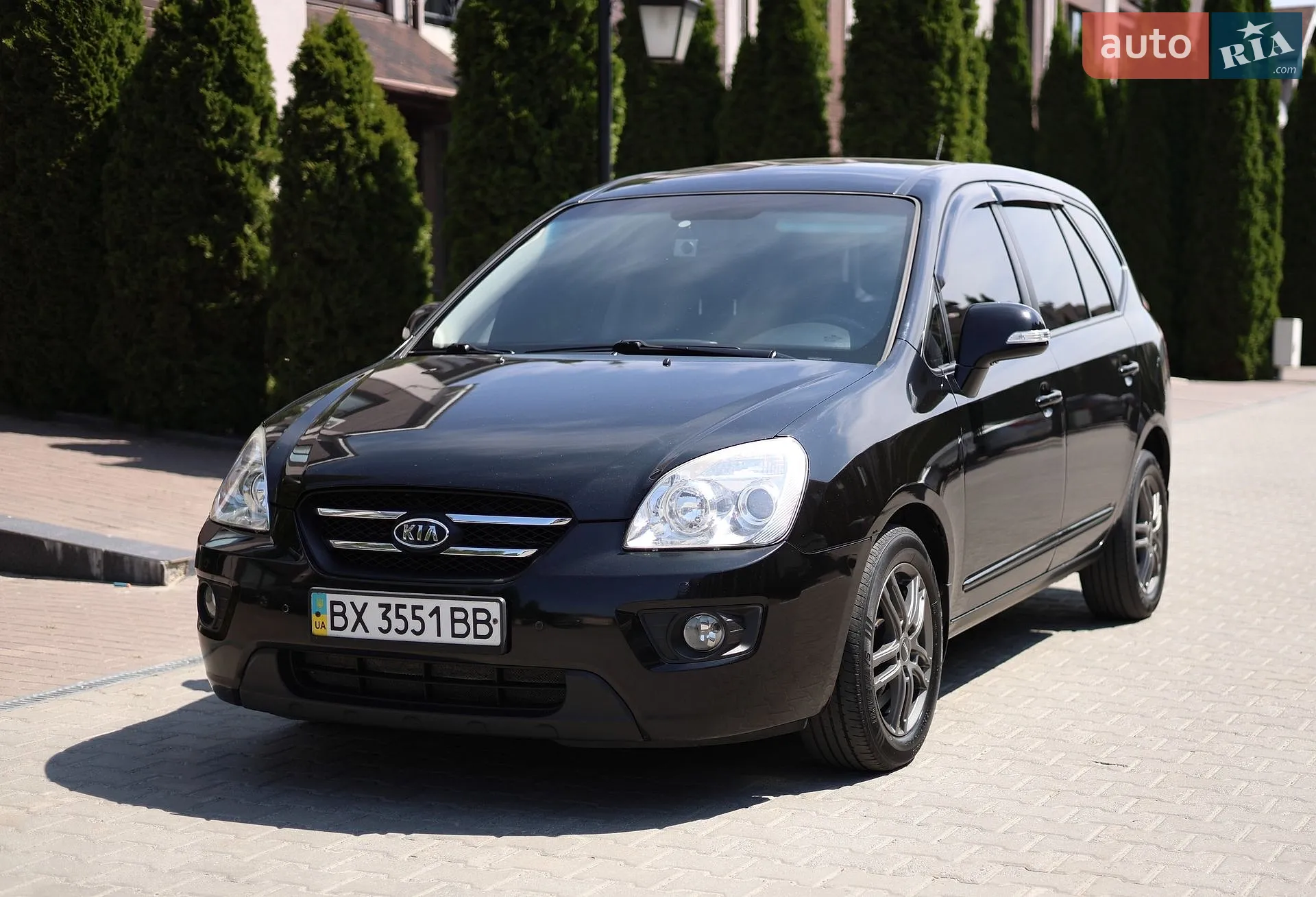 2010 Kia Carens - мініатюра 2