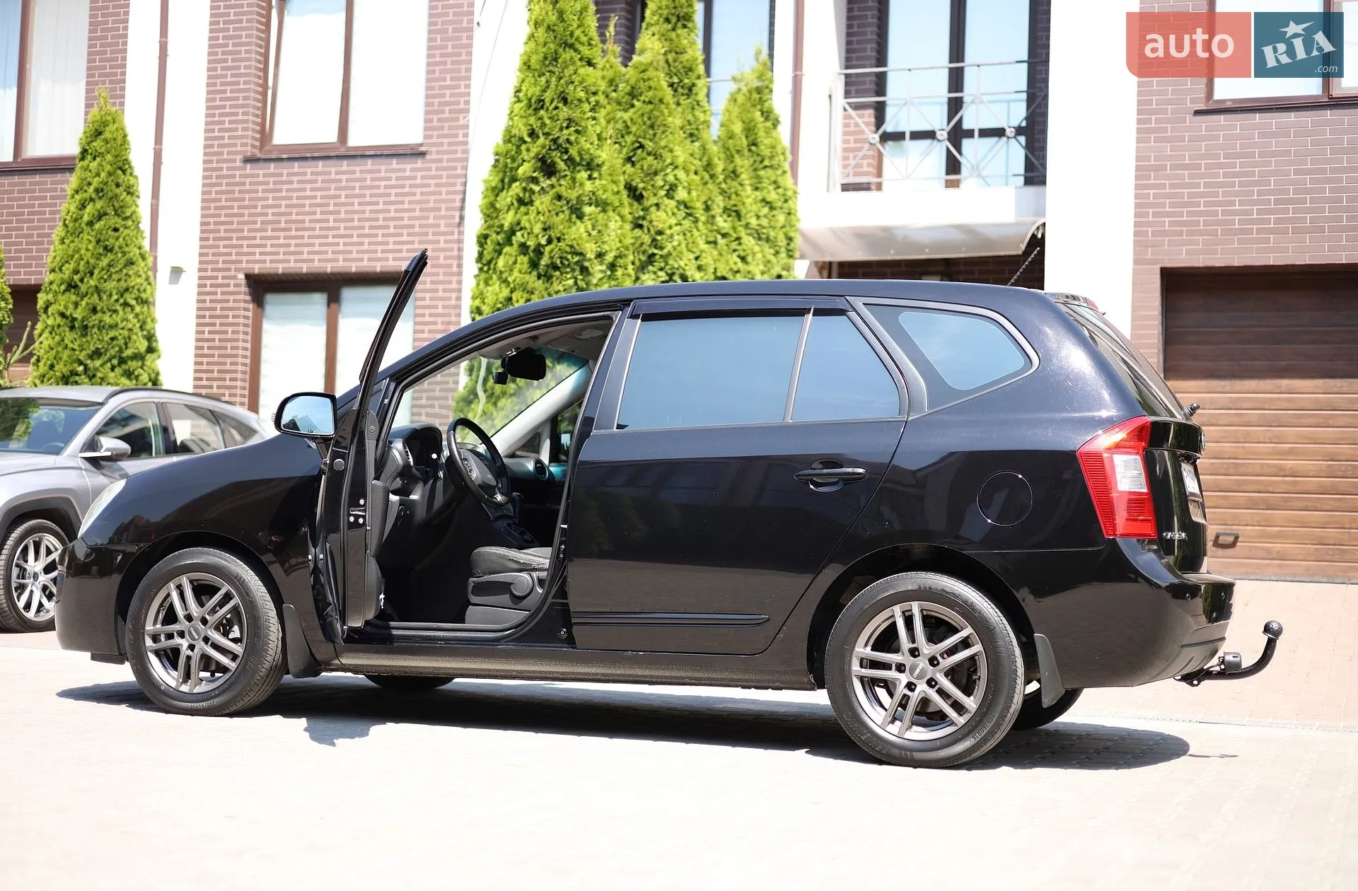 2010 Kia Carens - мініатюра 24