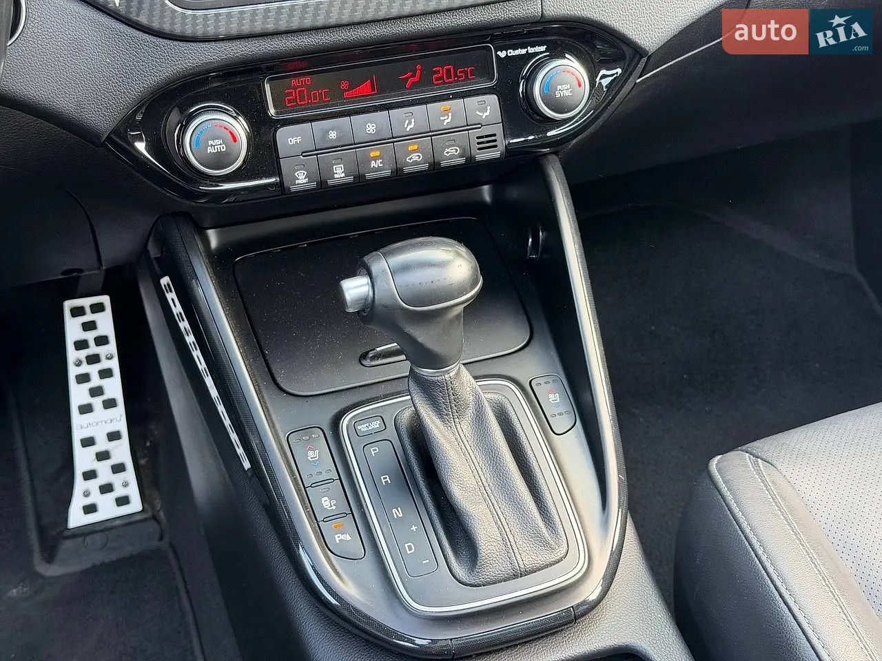 2016 Kia Carens - мініатюра 46