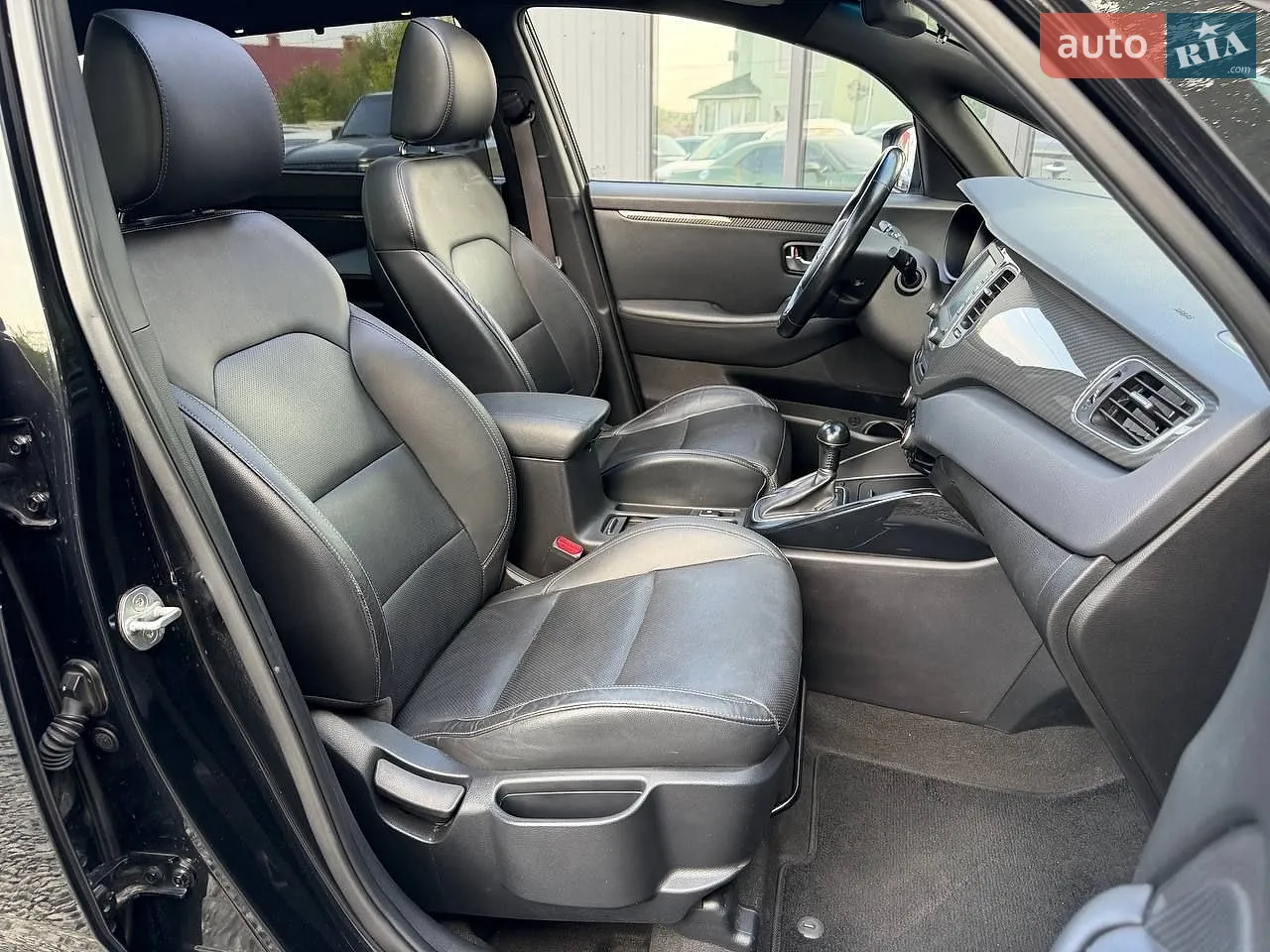 2016 Kia Carens - мініатюра 38