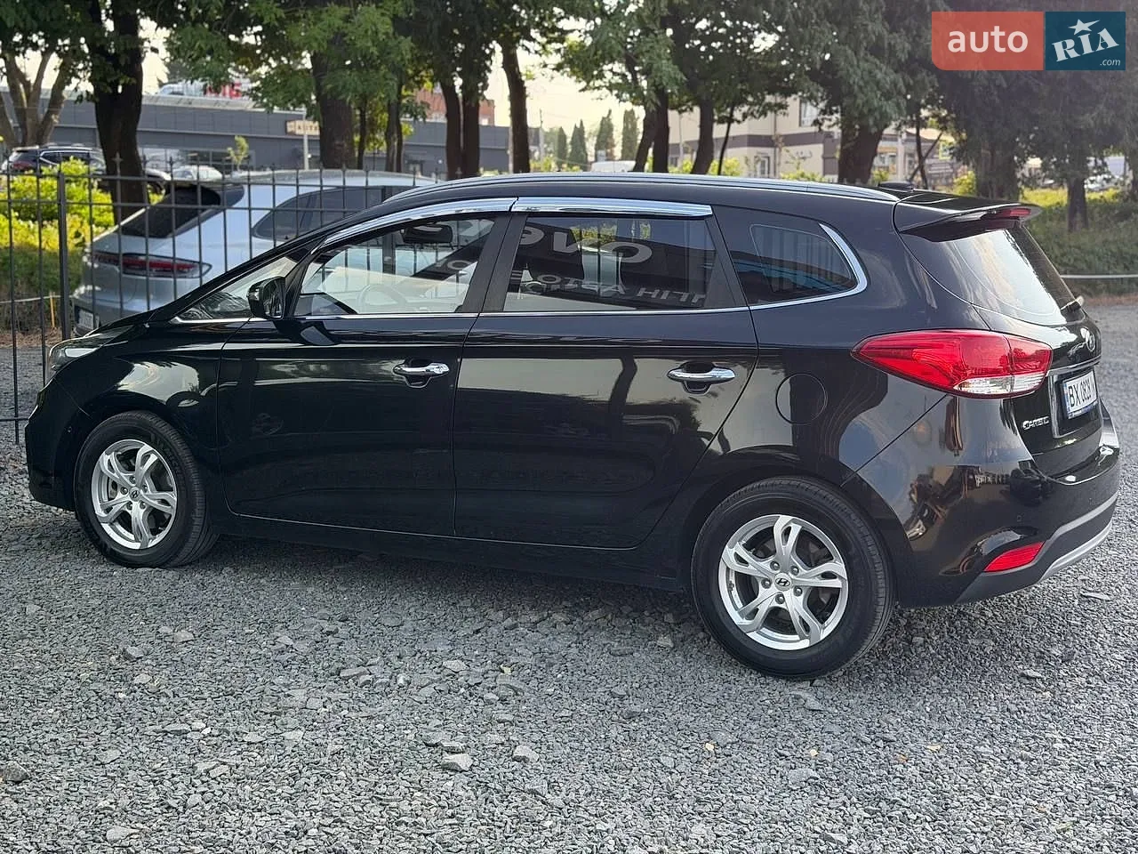 2016 Kia Carens - мініатюра 9