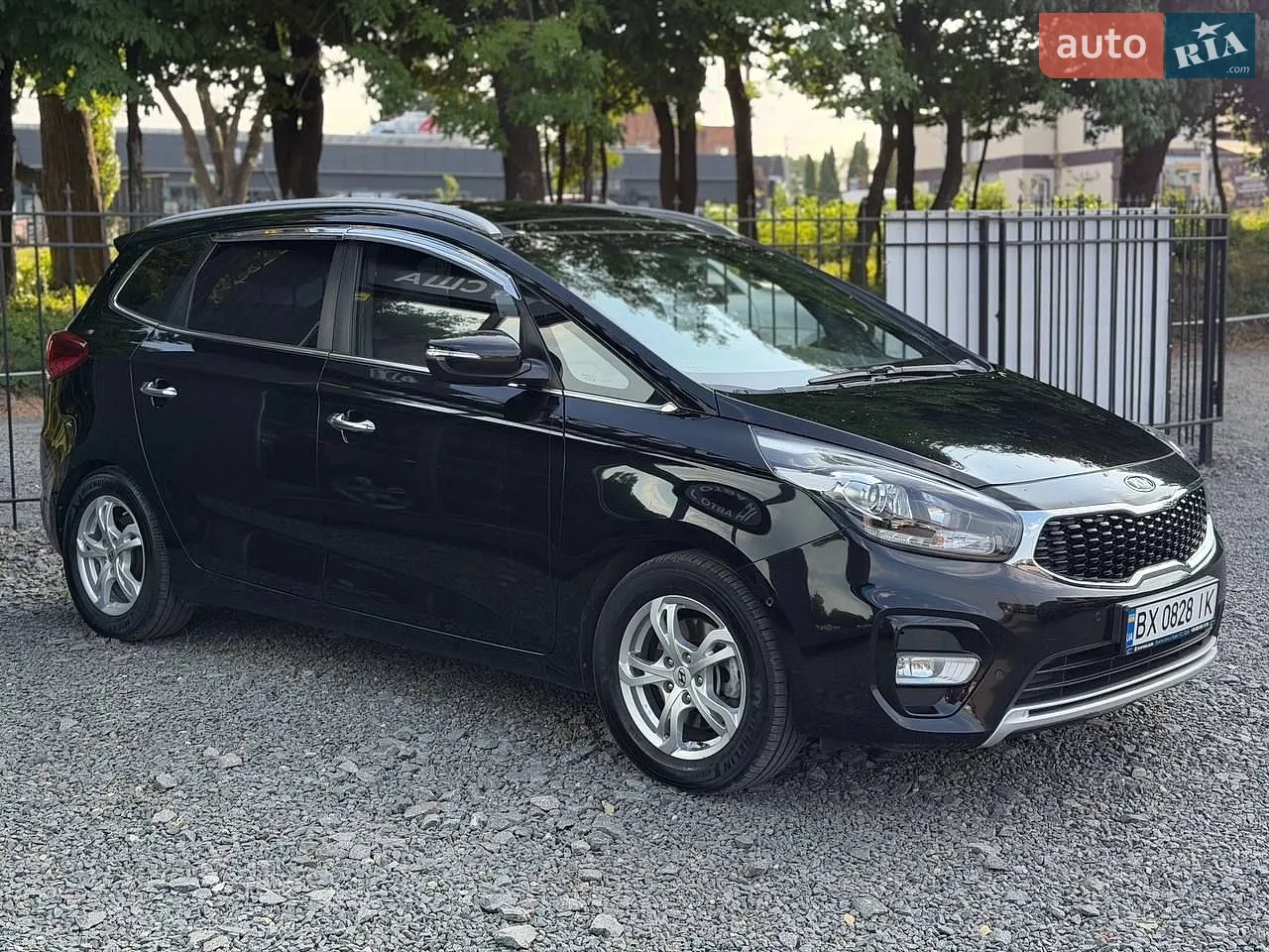 2016 Kia Carens - мініатюра 18