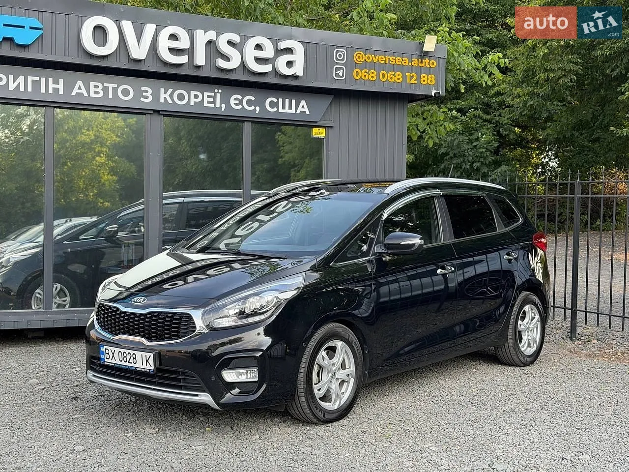 2016 Kia Carens - фото 1