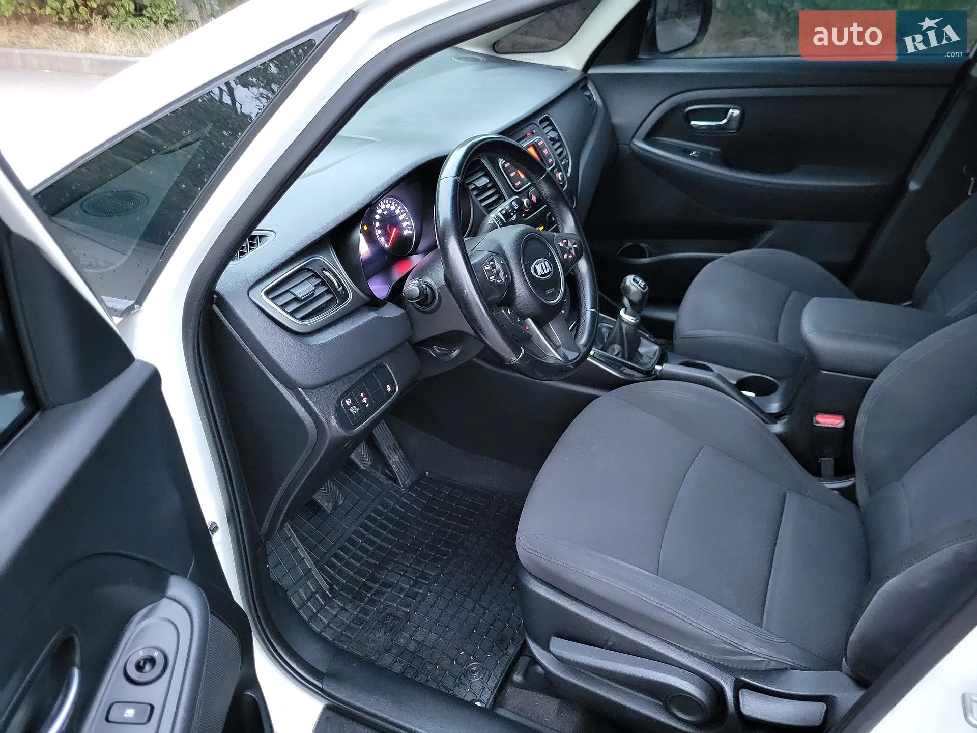 2014 Kia Carens - мініатюра 5