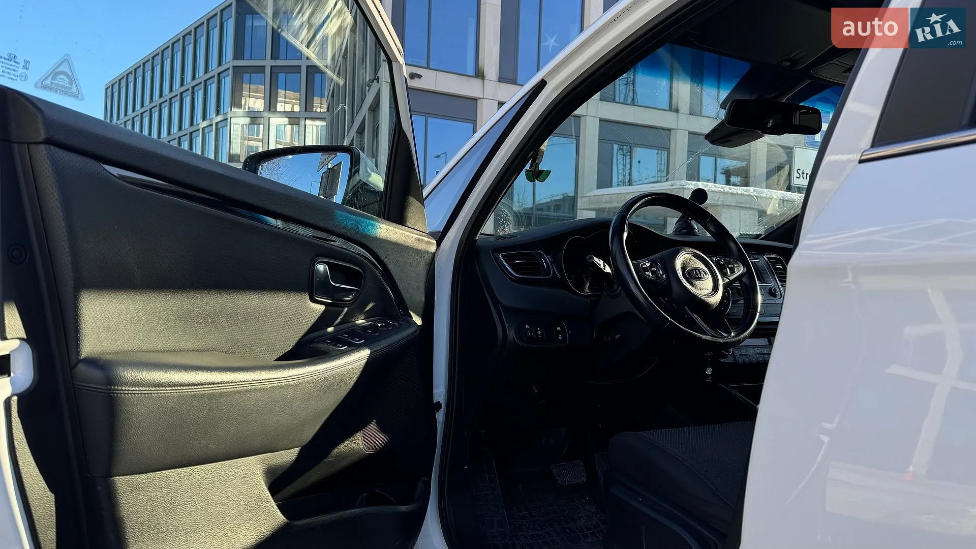 2013 Kia Carens - мініатюра 14