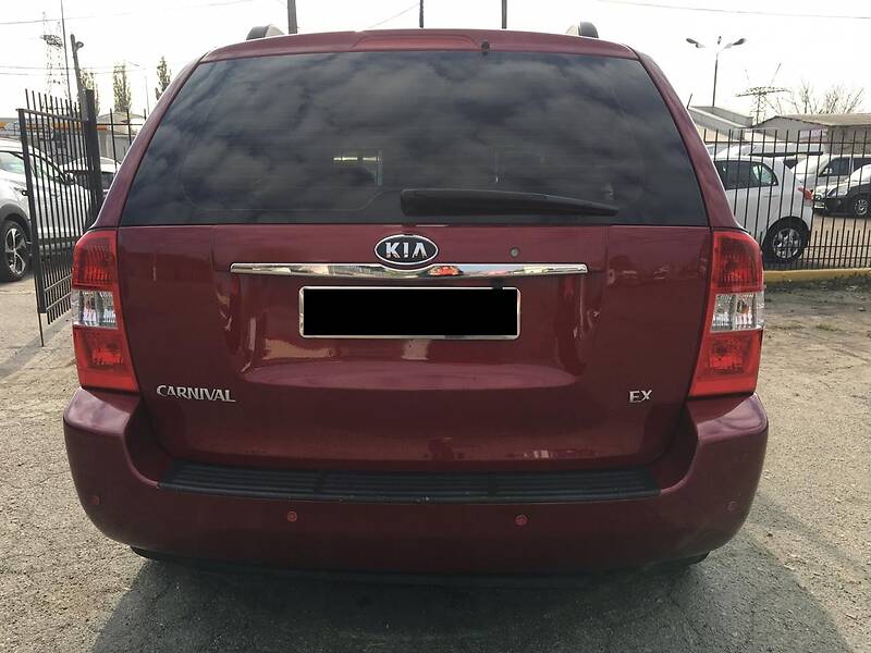 Мінівен Kia Carnival 2006 в Миколаєві
