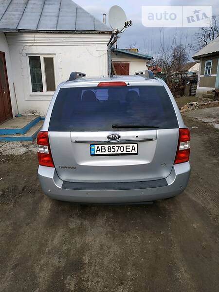 Мінівен Kia Carnival 2007 в Бершаді