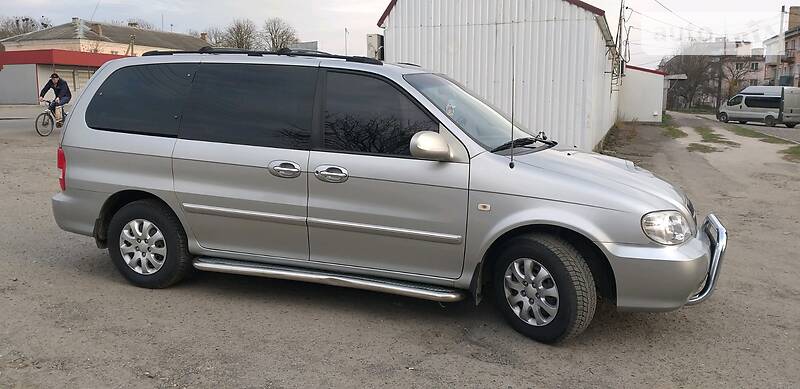 Мінівен Kia Carnival 2005 в Дубні фото 45 Мінівен Kia Carnival 2005 в Дубні