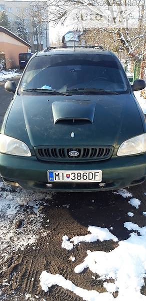 Kia Carnival