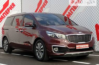 Мінівен Kia Carnival 2015 в Києві