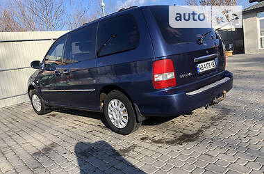 Минивэн Kia Carnival 2005 в Баре