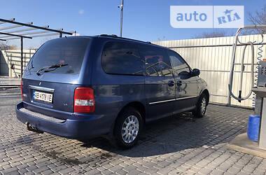 Минивэн Kia Carnival 2005 в Баре