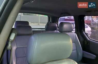 Минивэн Kia Carnival 2000 в 