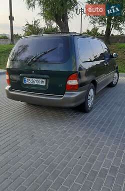 Минивэн Kia Carnival 2000 в 