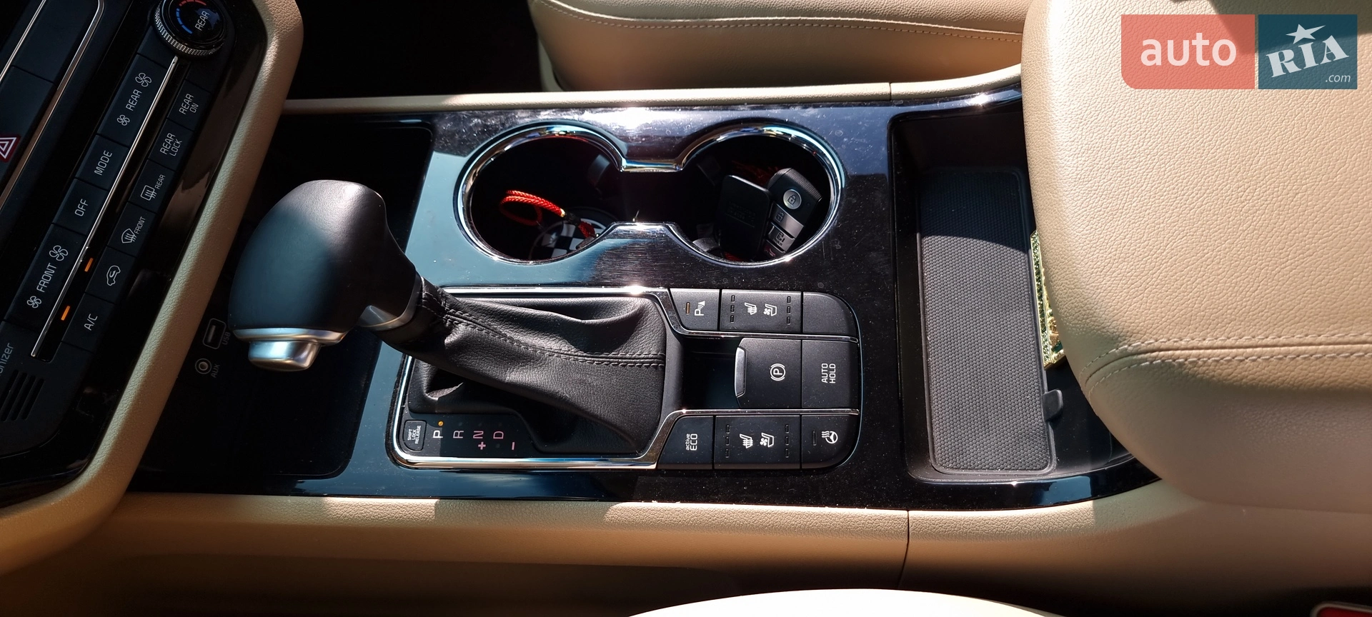 2018 Kia Carnival - мініатюра 18
