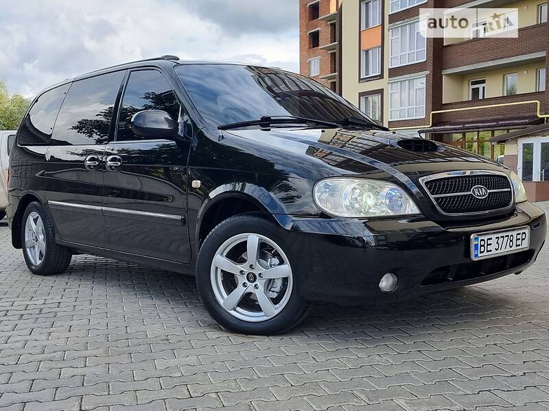 Минивэн Kia Carnival 2004 в Хмельницком