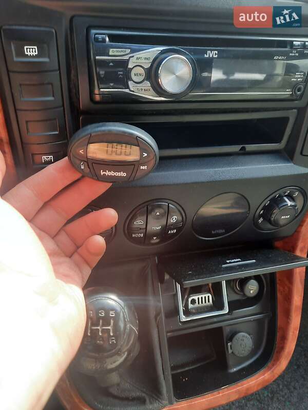 Минивэн Kia Carnival 2003 в Хмельницком