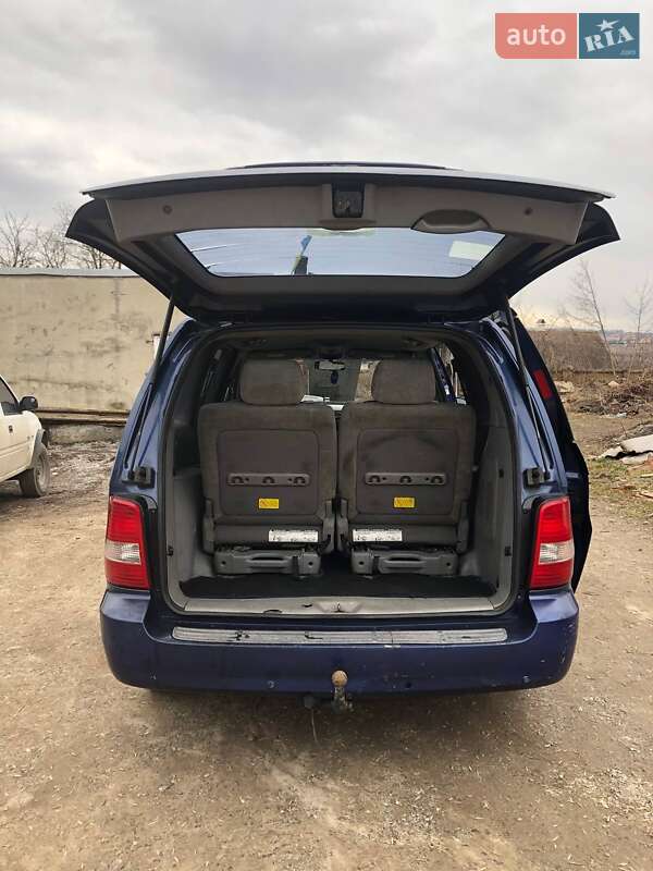 Минивэн Kia Carnival 2003 в Хмельницком