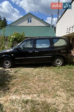 Минивэн Kia Carnival 2002 в Ирпене