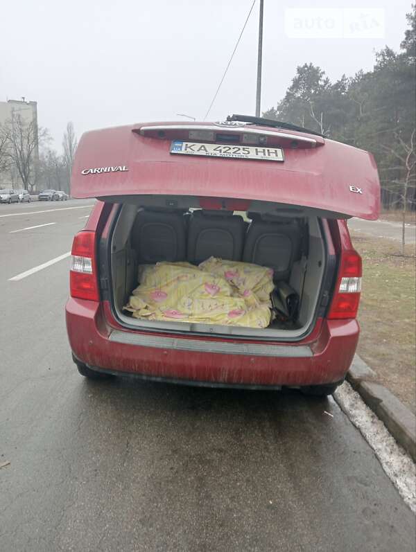 Минивэн Kia Carnival 2006 в Киеве фото 10 Минивэн Kia Carnival 2006 в Киеве