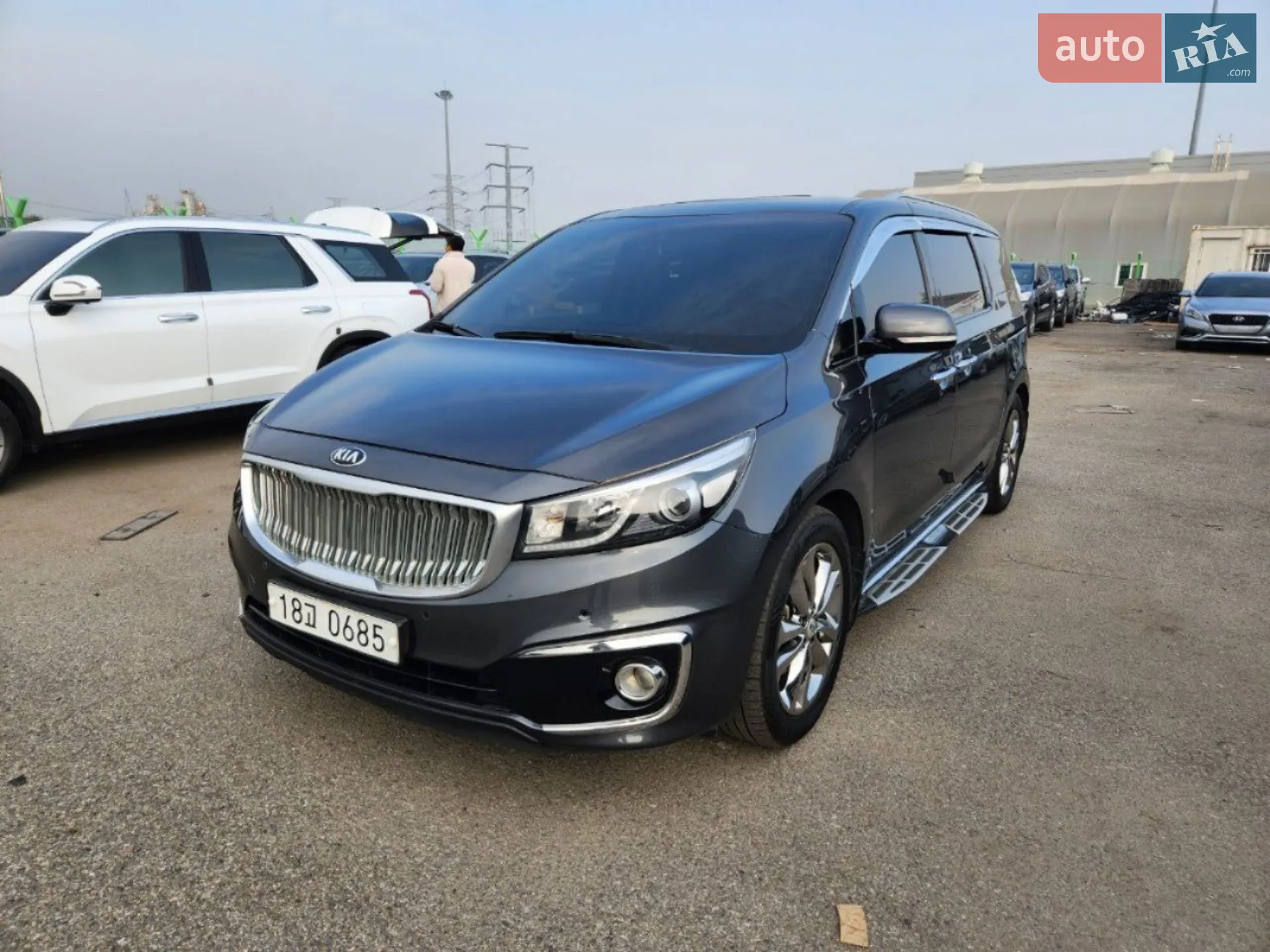 2016 Kia Carnival - мініатюра 2