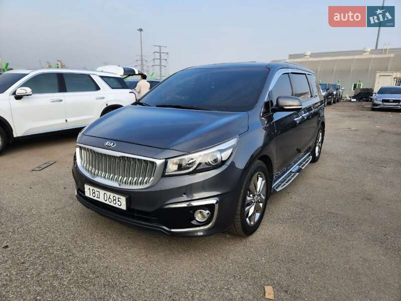 Минивэн Kia Carnival 2016 в Доброполье
