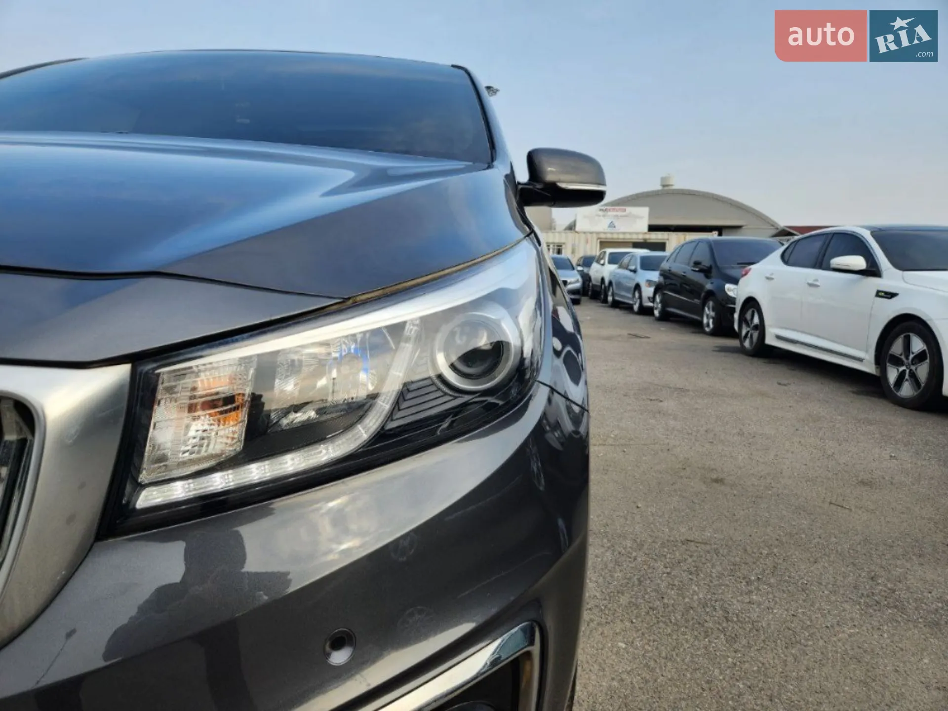 2016 Kia Carnival - мініатюра 18
