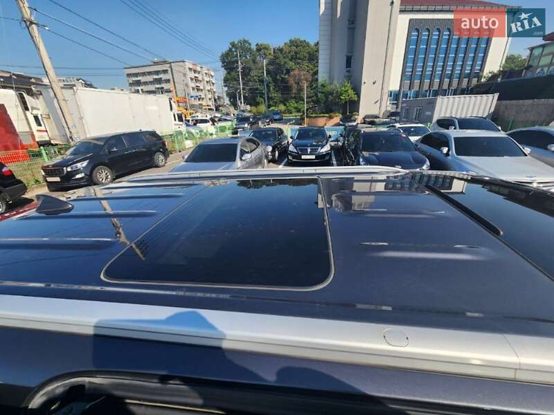 Минивэн Kia Carnival 2016 в Доброполье