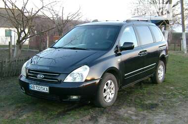 Минивэн Kia Carnival 2007 в Виннице