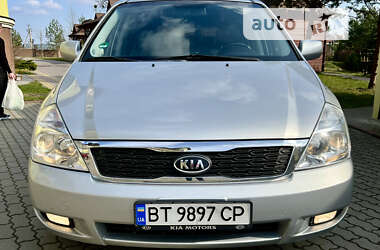 Минивэн Kia Carnival 2010 в Львове