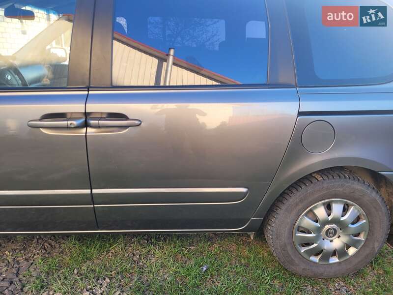 Минивэн Kia Carnival 2010 в Камне-Каширском фото 3 Минивэн Kia Carnival 2010 в Камне-Каширском