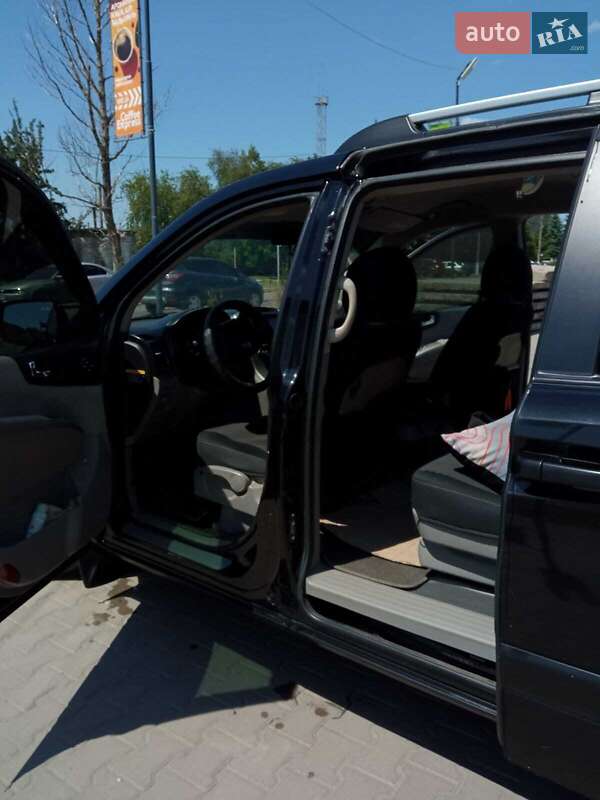 Минивэн Kia Carnival 2008 в Первомайске