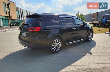 Мінівен Kia Carnival 2018 в Хмельницькому