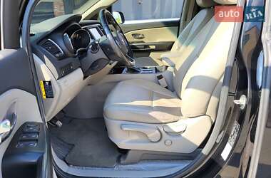 Мінівен Kia Carnival 2018 в Хмельницькому