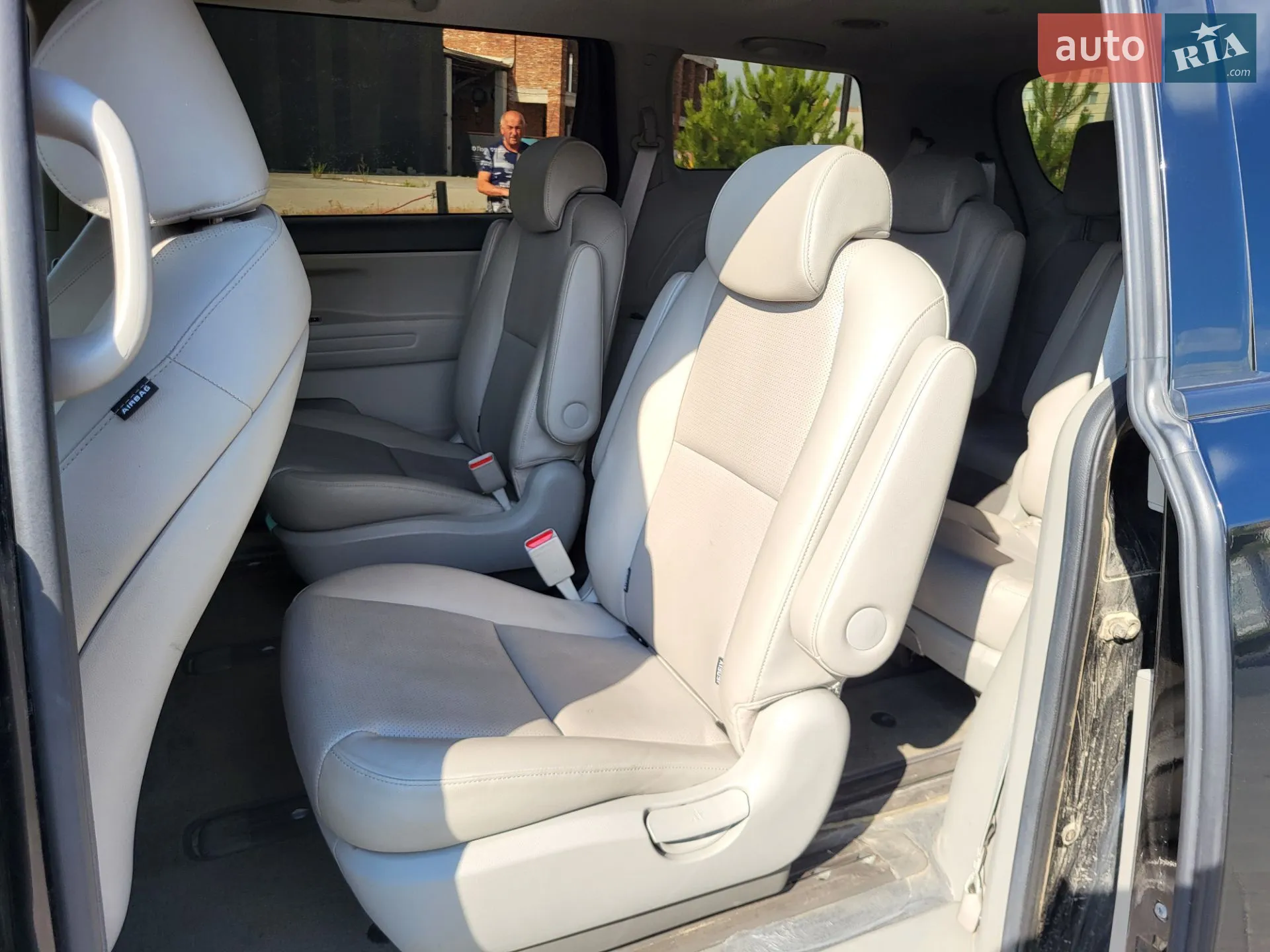 2018 Kia Carnival - мініатюра 42