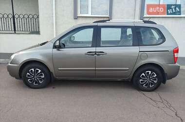 Мінівен Kia Carnival 2012 в Рівному