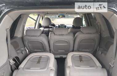 Минивэн Kia Carnival 2012 в Тернополе