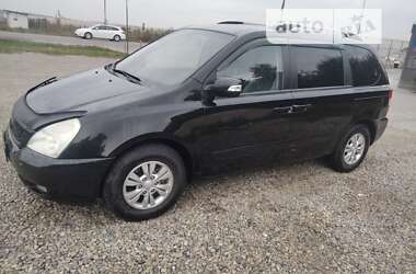 Минивэн Kia Carnival 2012 в Тернополе