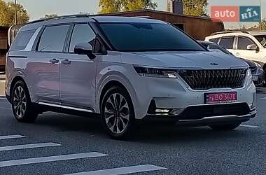 Минивэн Kia Carnival 2021 в Киеве