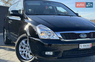 Мінівен Kia Carnival 2011 в Стрию