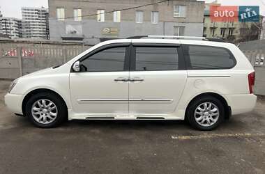 Мінівен Kia Carnival 2011 в Харкові