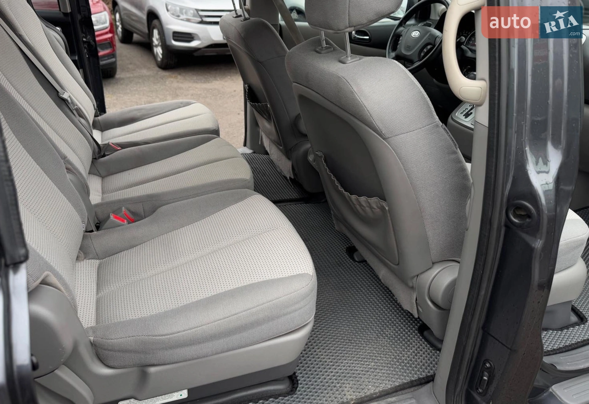 2012 Kia Carnival - мініатюра 7