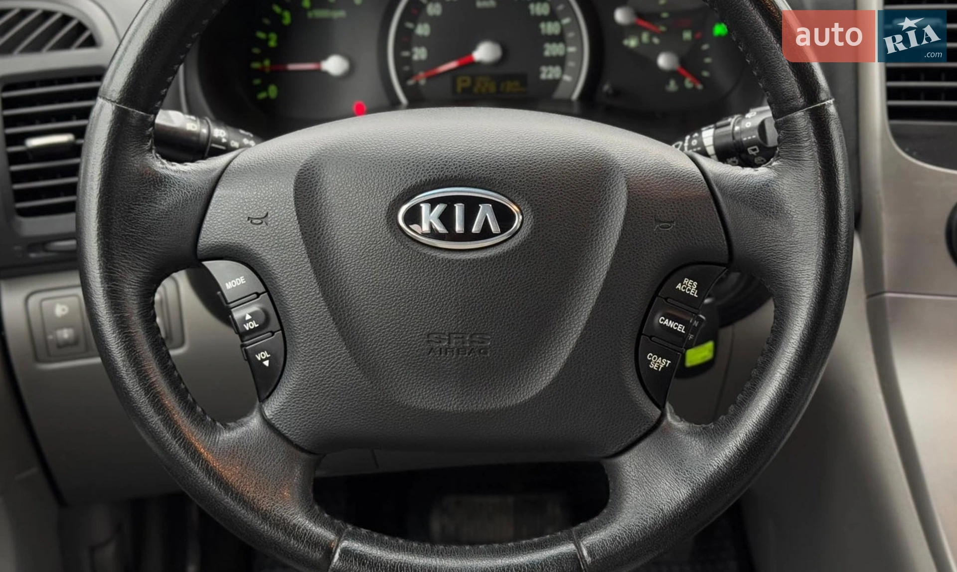 2012 Kia Carnival - мініатюра 8