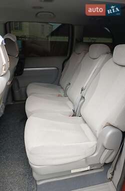 Минивэн Kia Carnival 2008 в 