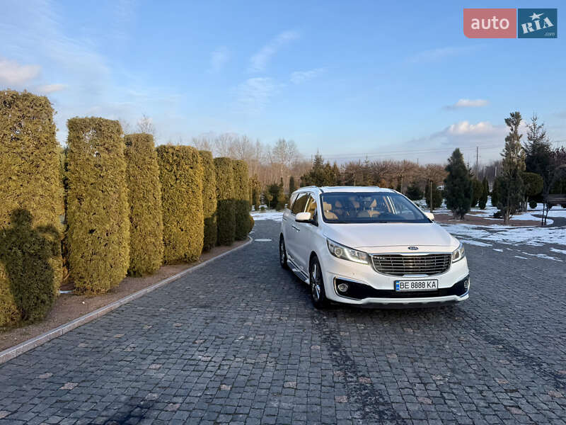Минивэн Kia Carnival 2017 в Житомире фото 2 Минивэн Kia Carnival 2017 в Житомире