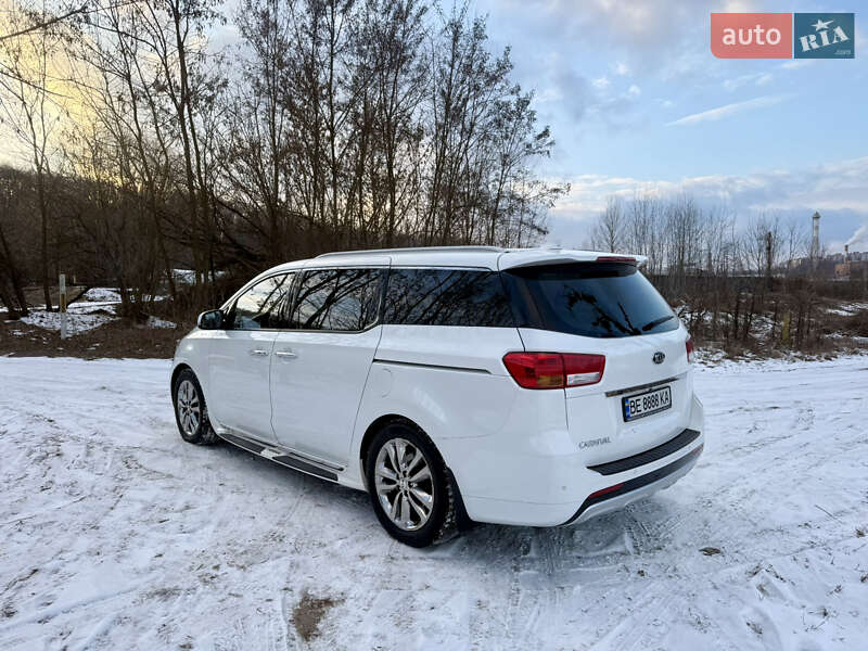 Минивэн Kia Carnival 2017 в Житомире фото 14 Минивэн Kia Carnival 2017 в Житомире